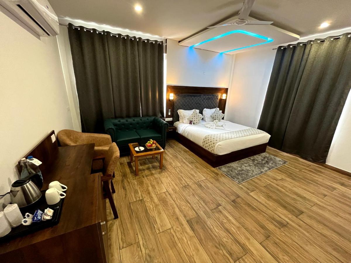 Hotel Click Collection The Abode, Dharamshala Extérieur photo